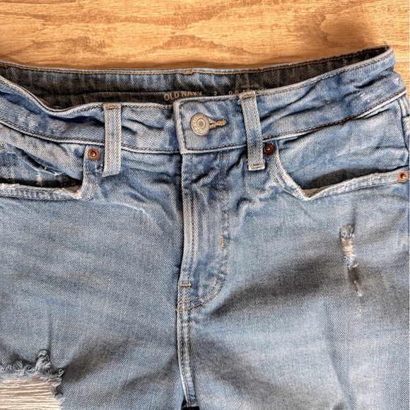Old Navy High-Waisted OG Straight Ripped Jeans - Picture 6 of 11